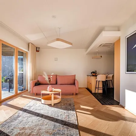 Kaluri Seaview * Κουρεσάαρε