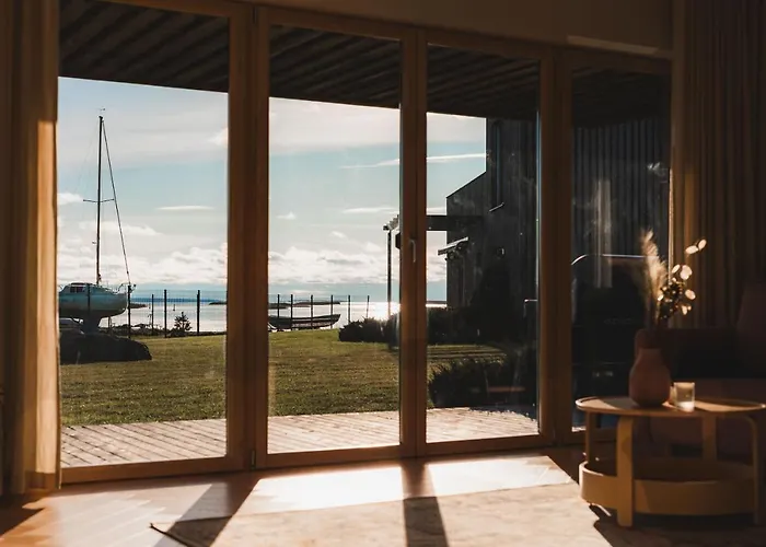 Kaluri Seaview Apartment